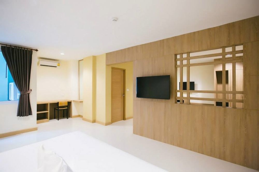 Omg Hotel Khon Kaen Dış mekan fotoğraf