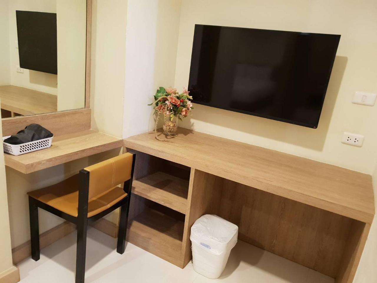 Omg Hotel Khon Kaen Dış mekan fotoğraf